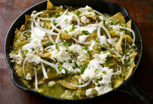 Chilaquiles Verdes con Pollo